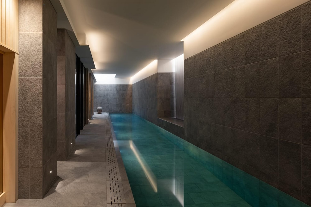 Stunning 5 bed Fulham Home w Indoor Pool Sauna and Private Garden, Photo 64