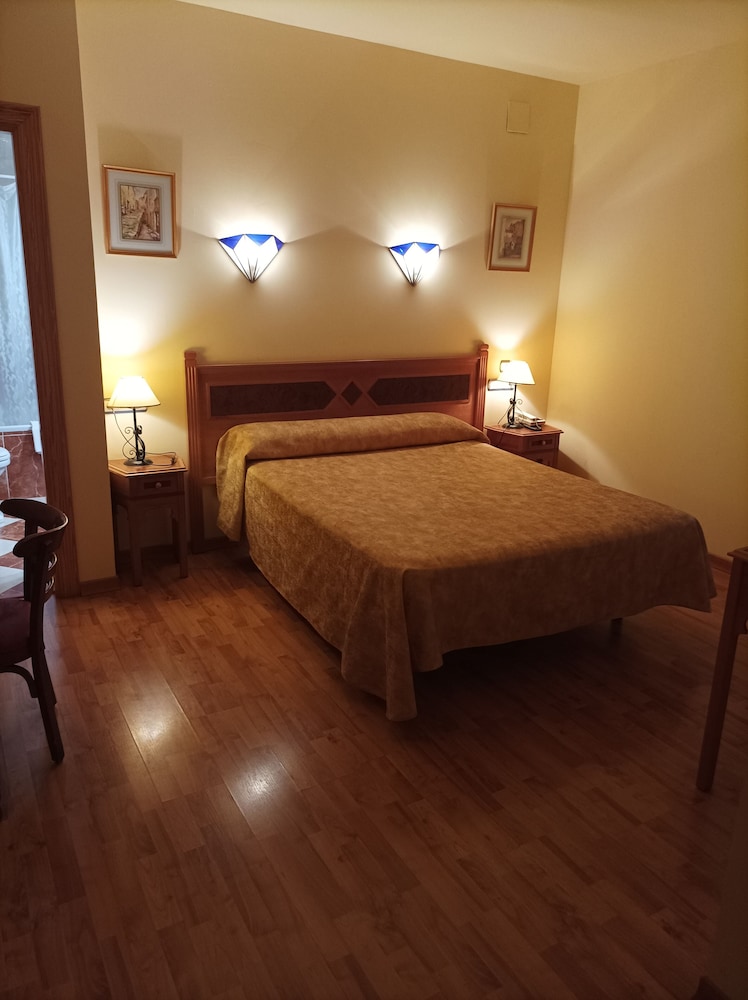 Double Room, 1 Double Bed - Photo 1