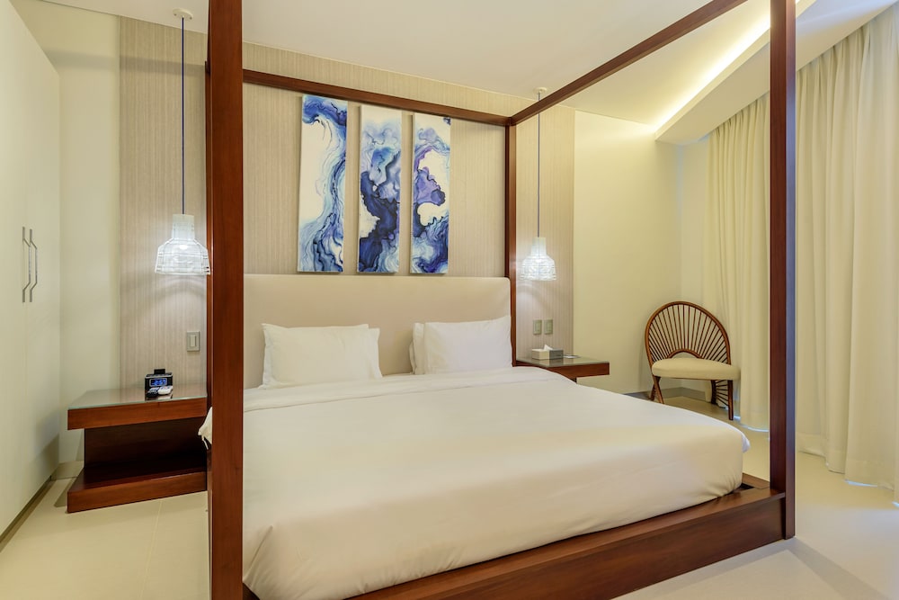 Presidential Suite (Ibiza Three Bedroom Sea View) photo 2