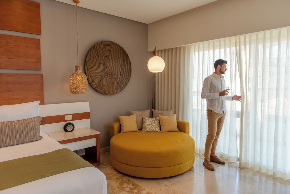 Deluxe Junior Suite, City View