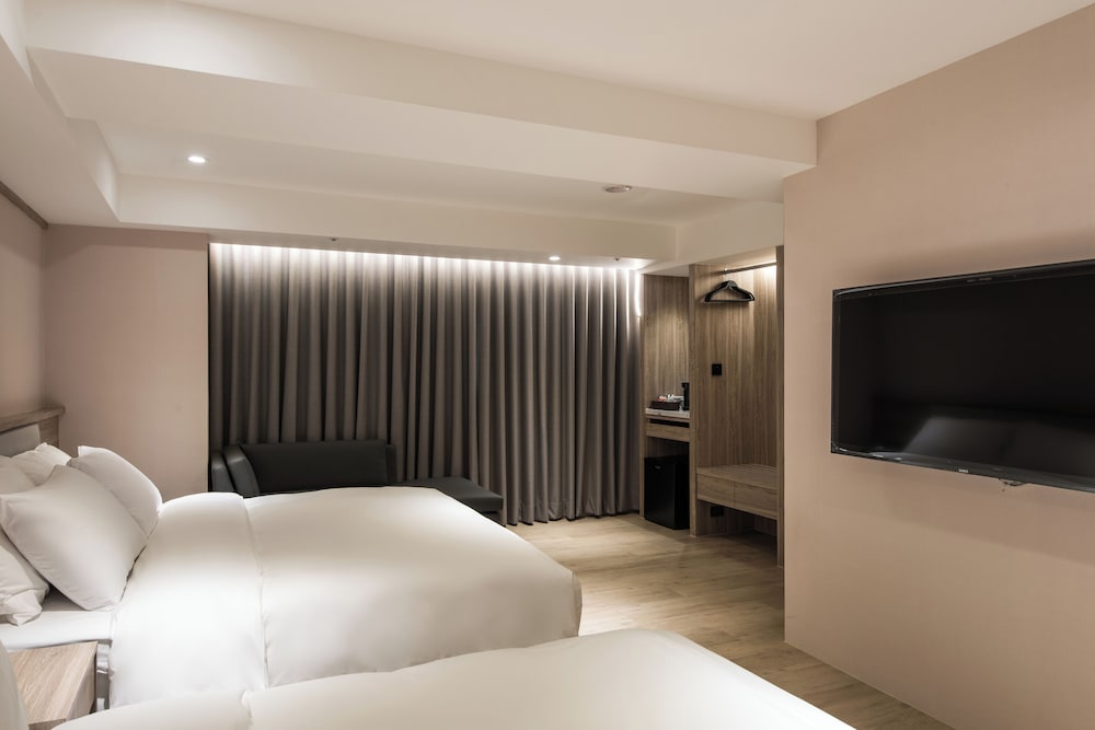 Standard Quadruple Room - Photo 4