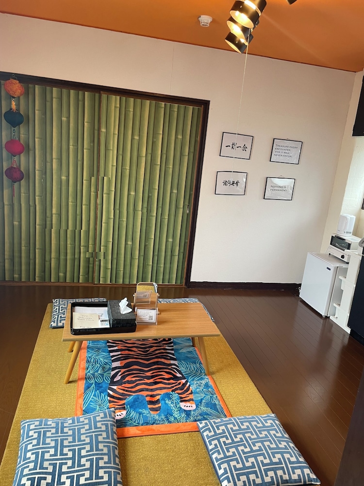Traditional Quadruple Room photo 2