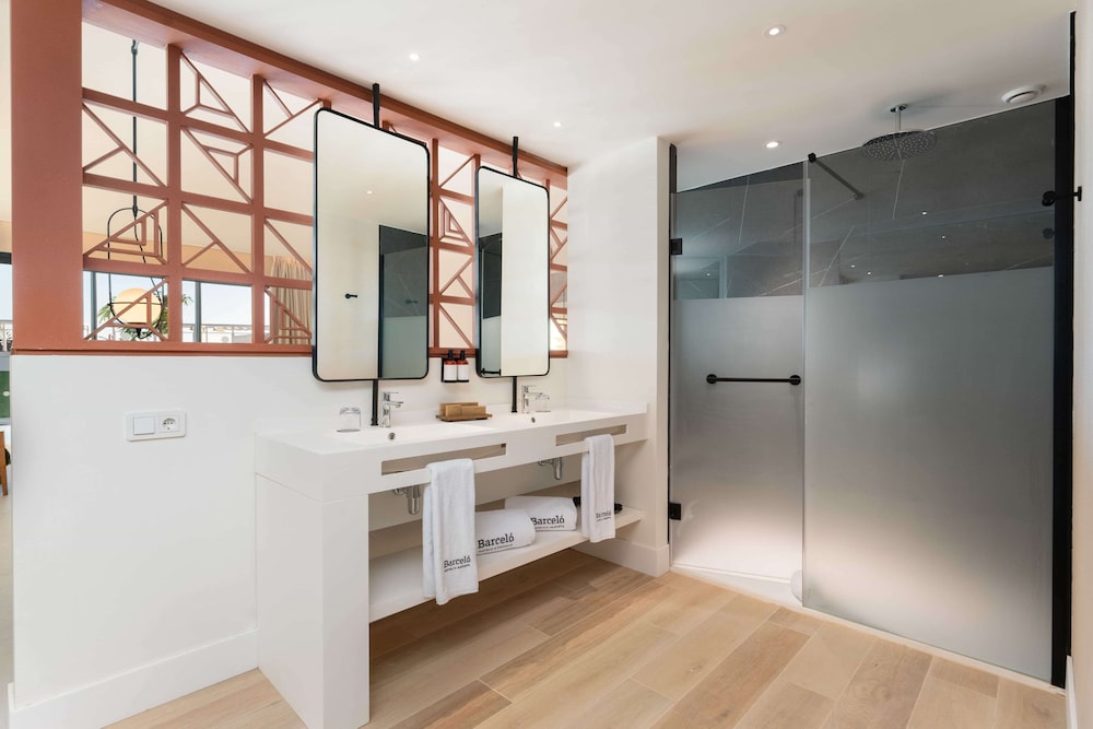 Junior Suite, Sea View (Deluxe) - Photo 5