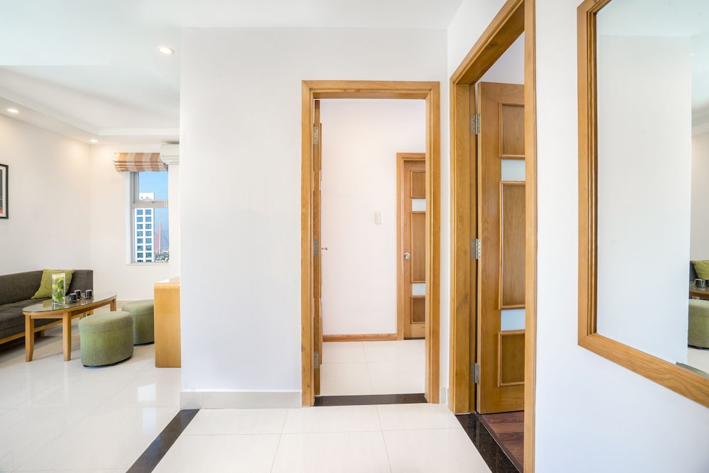 Deluxe Double or Twin Room, City View - Photo 2