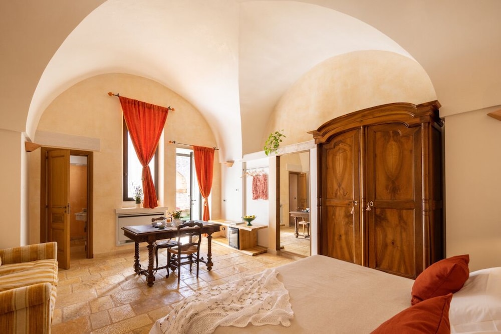 Luxury Room photo 2