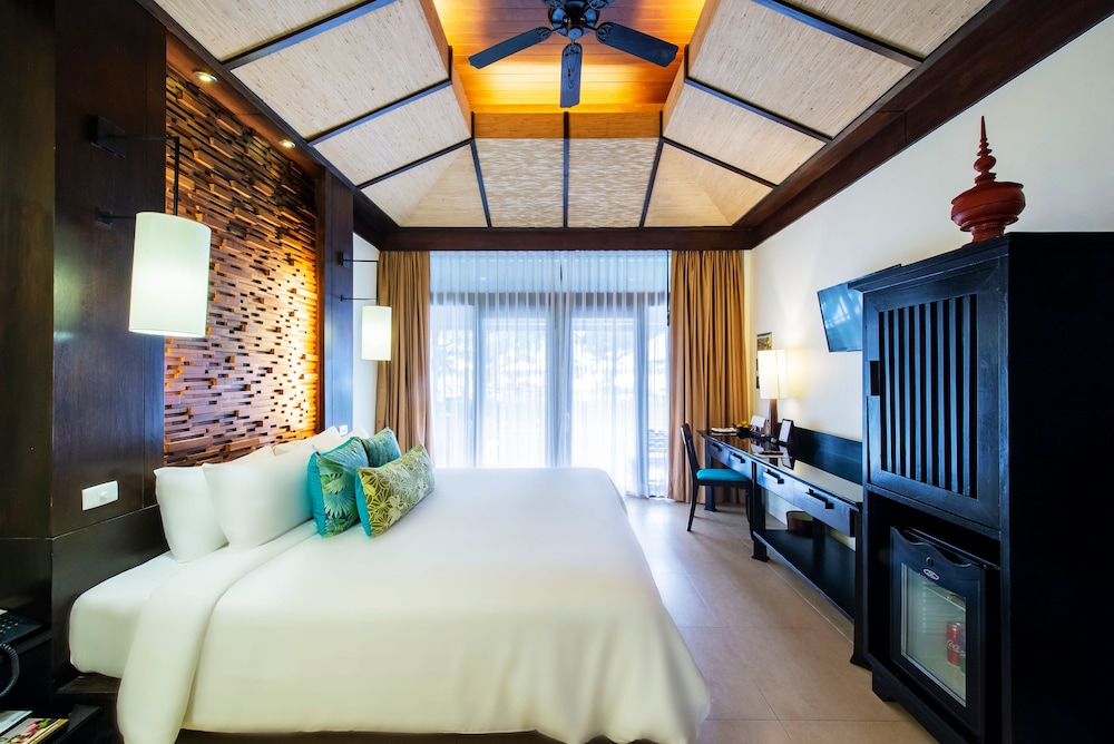 Superior Room, Sea View - Photo 1