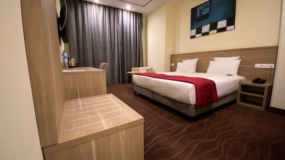Premium Room, Multiple Bedrooms, Non Smoking, City View photo 2