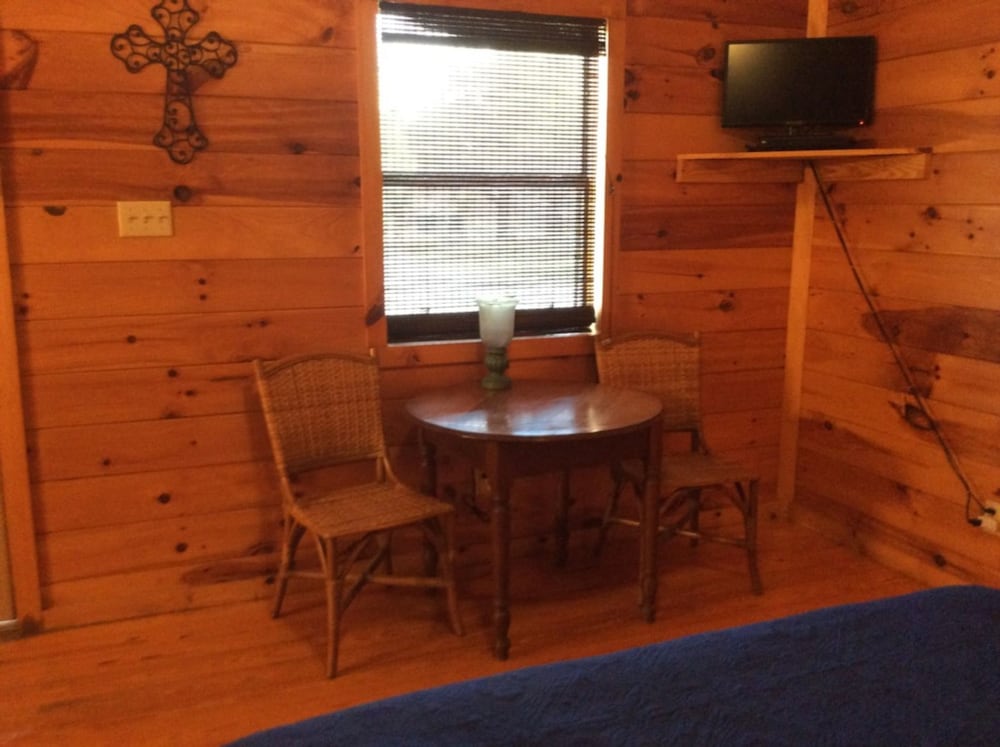 Cabin, 1 Queen Bed photo 2