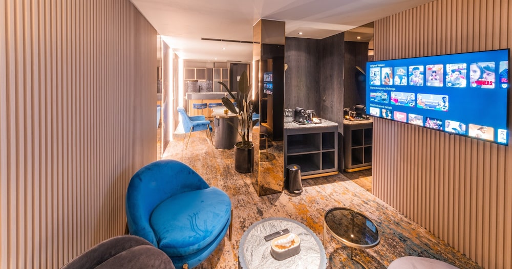 Executive Room - Photo 4