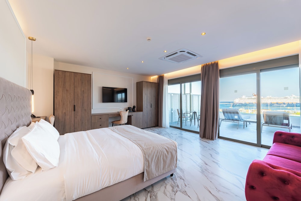 Superior Suite | Private Outdoor