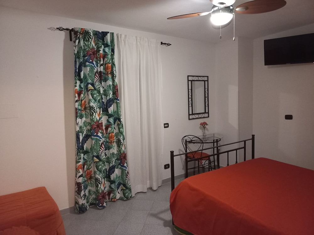 Classic Double Room, Mountain View photo 3
