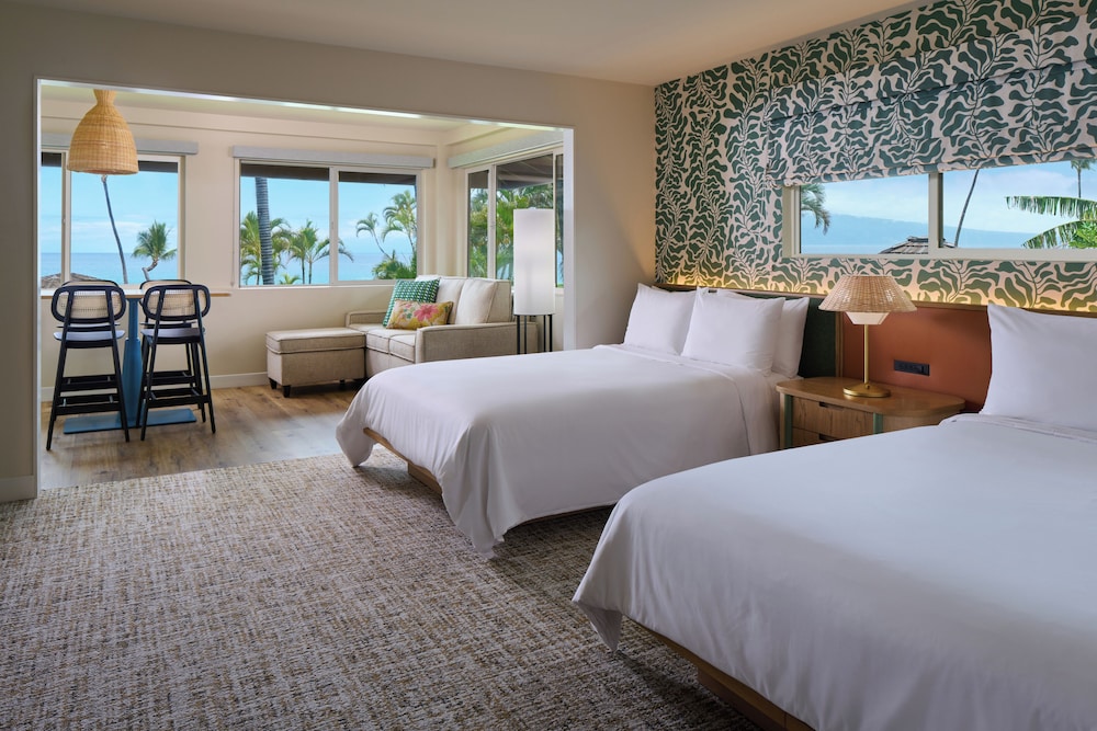 Royal Bungalow, Oceanfront (Studio Suite)