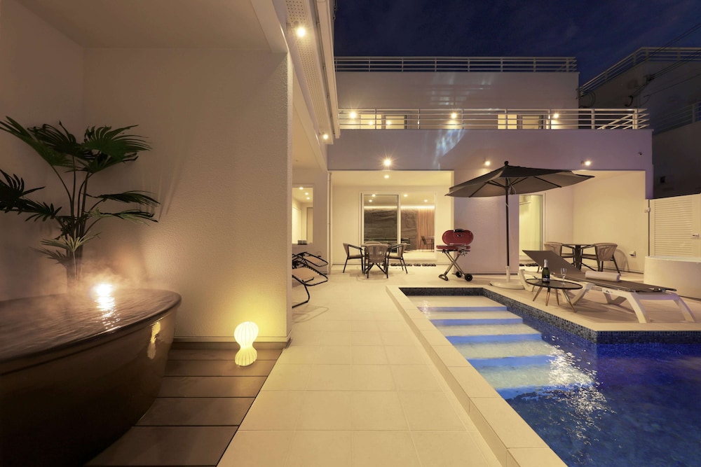 Villa (C, Pets allowed) photo 3
