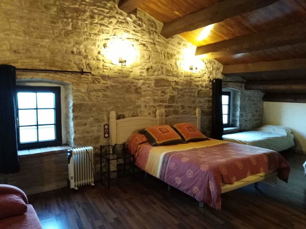 Family House, 5 Bedrooms photo 3