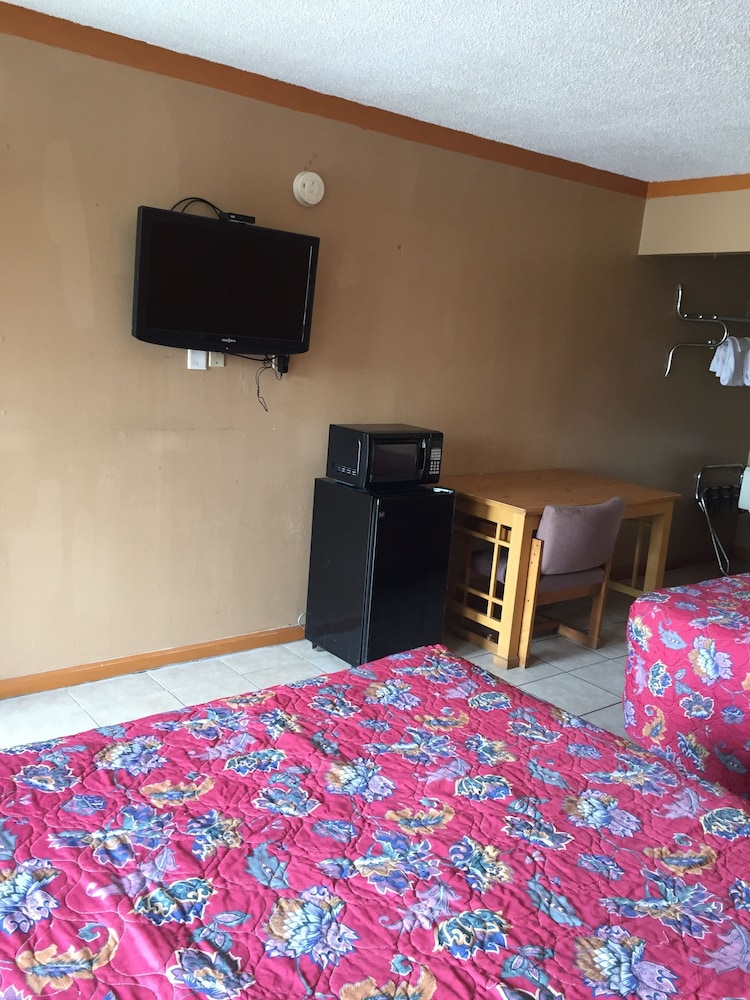 Double Room, Smoking