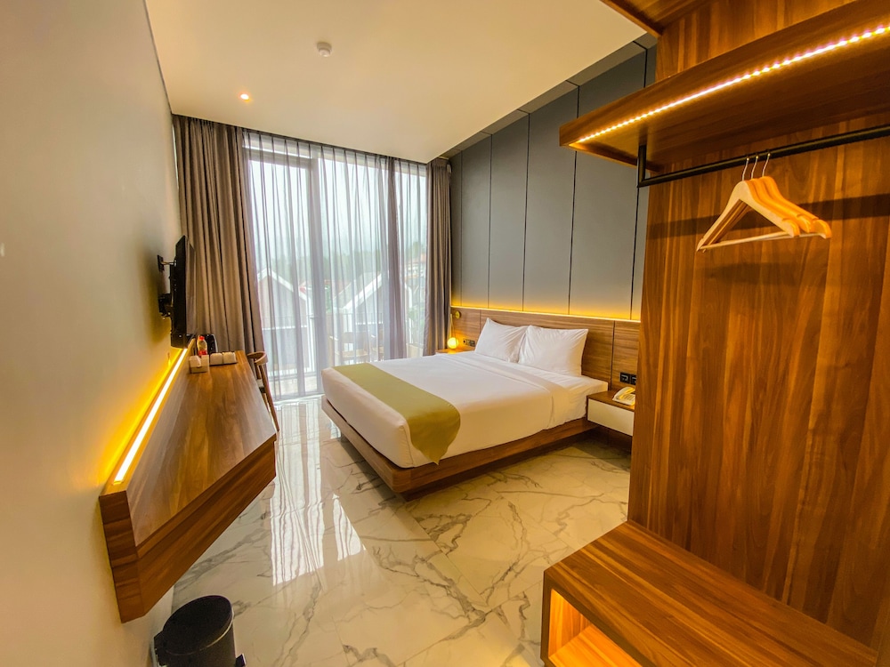 Premier Twin Room photo 3