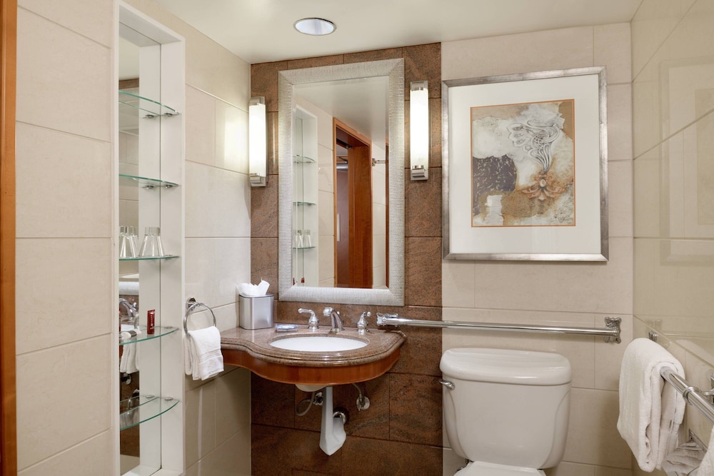 1 King, City View - No Resort Fees - Photo 6