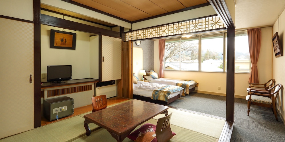 Japanese Western Style Room - Photo 4