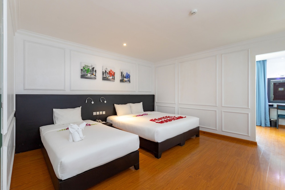 Family Suite, City View