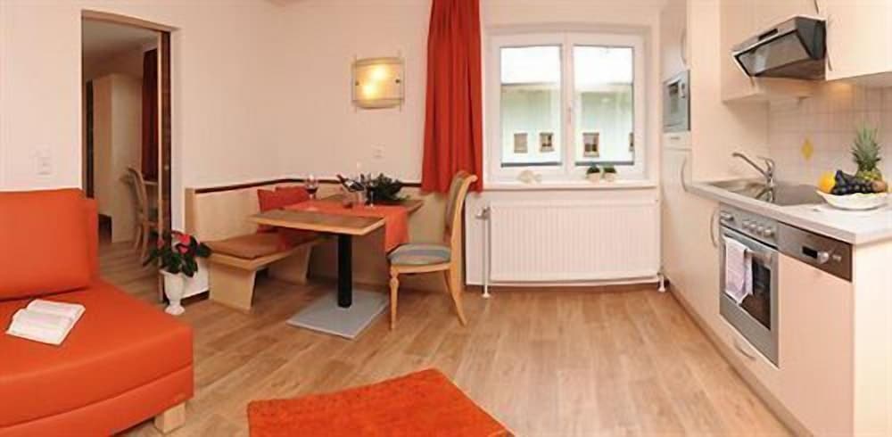 Type 4-Apartment with 1 Bedroom (2 Adults) photo 1