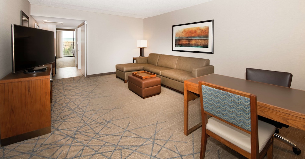 Suite, 1 King Bed, Accessible, Non Smoking