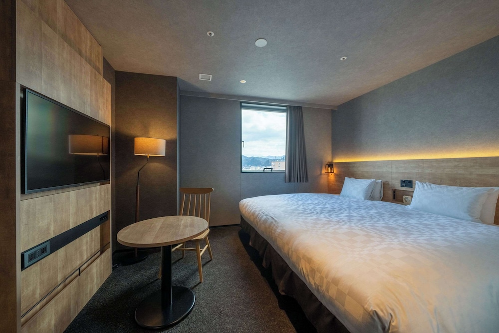 Wide King Room, Non Smoking - Photo 1
