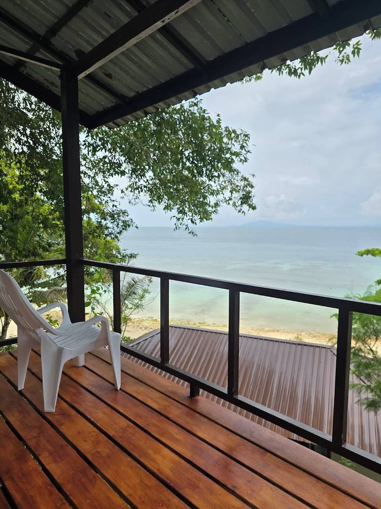 Deluxe Bungalow, Sea View photo 3