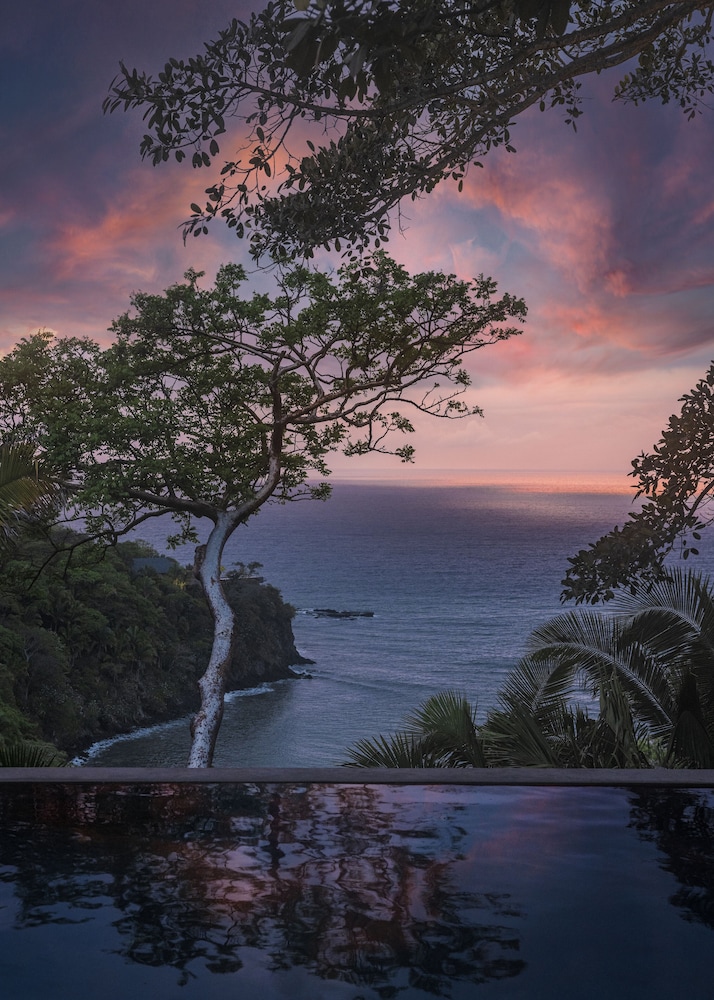 Villa (One) - Photo 3