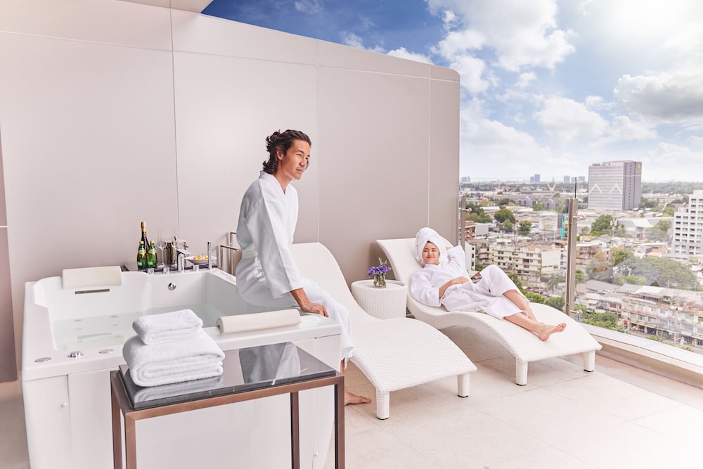 Valia Suite Club Lounge Access Valia Suite Club Lounge Access