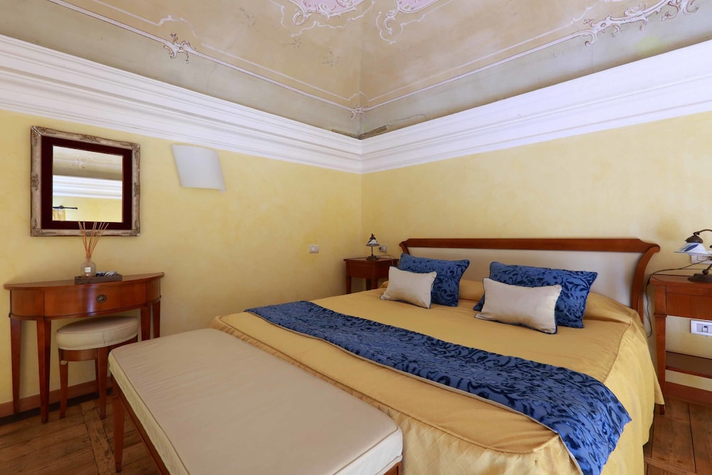 Superior Room photo 2