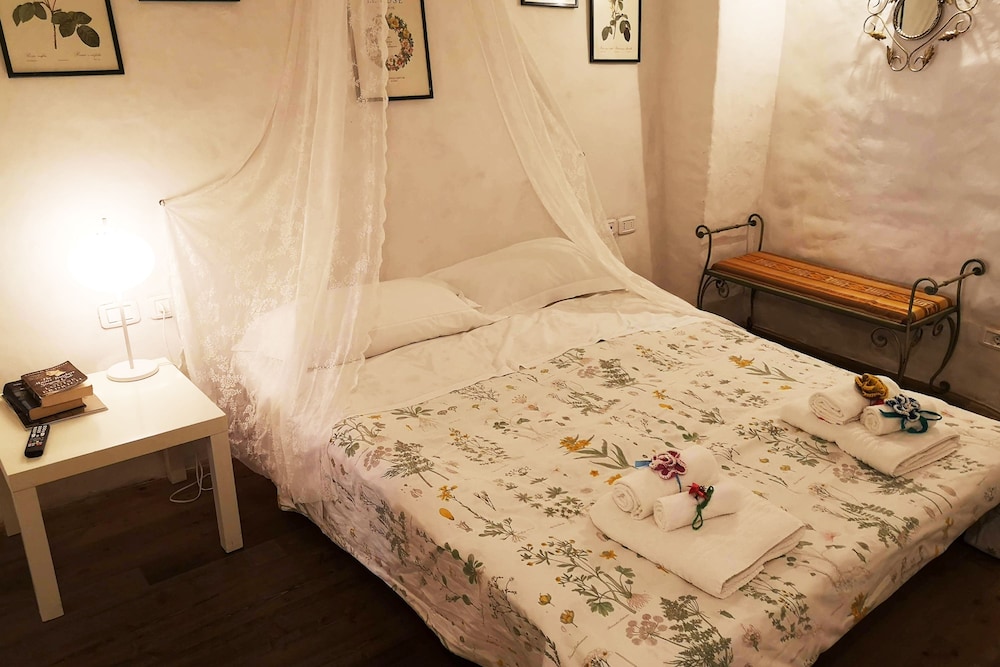 Junior Suite, 2 Bedrooms, Non Smoking, Private Bathroom photo 3