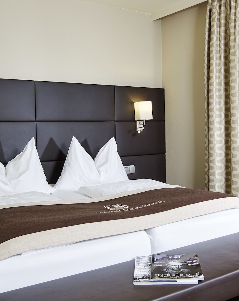 Small Double Room - Photo 2