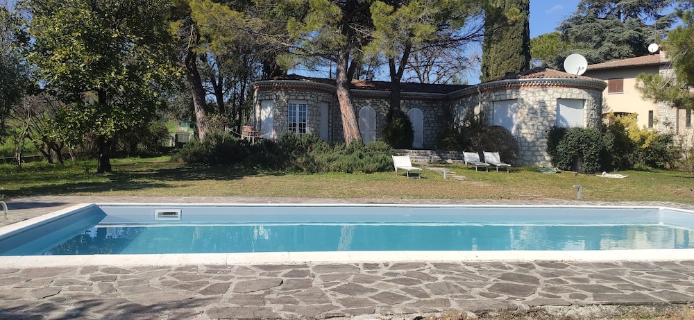Exclusive Villa photo 1