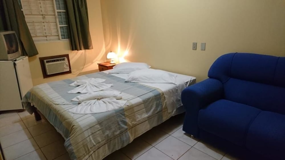 Double or Twin Room - Photo 6