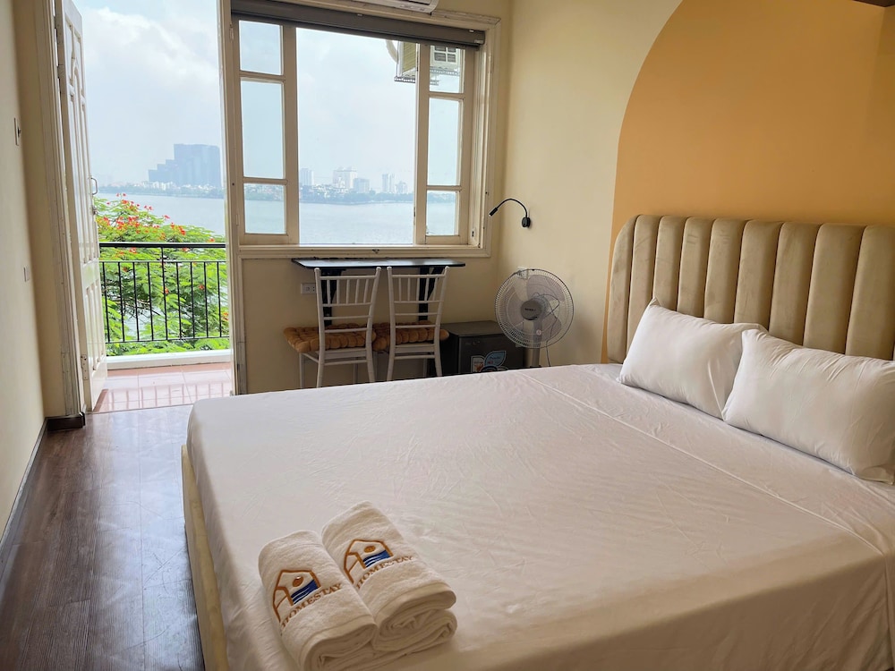 Premier Double Room, City View photo 1