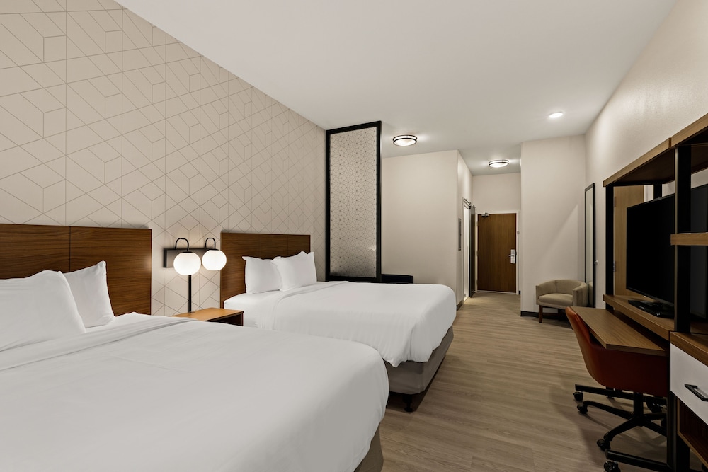Room, 2 Queen Beds, Non Smoking - Photo 3