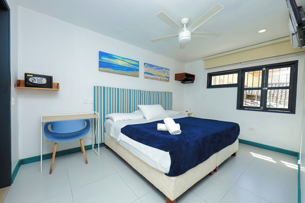 Standard Room, 2 Twin Beds, Courtyard View