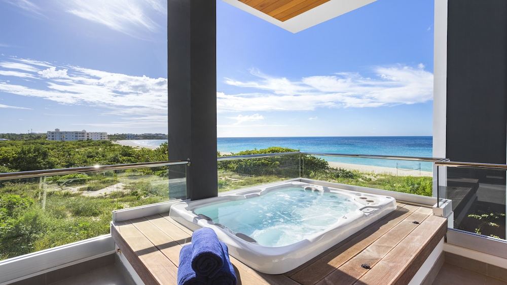 Premium Condo, 1 Bedroom, Hot Tub