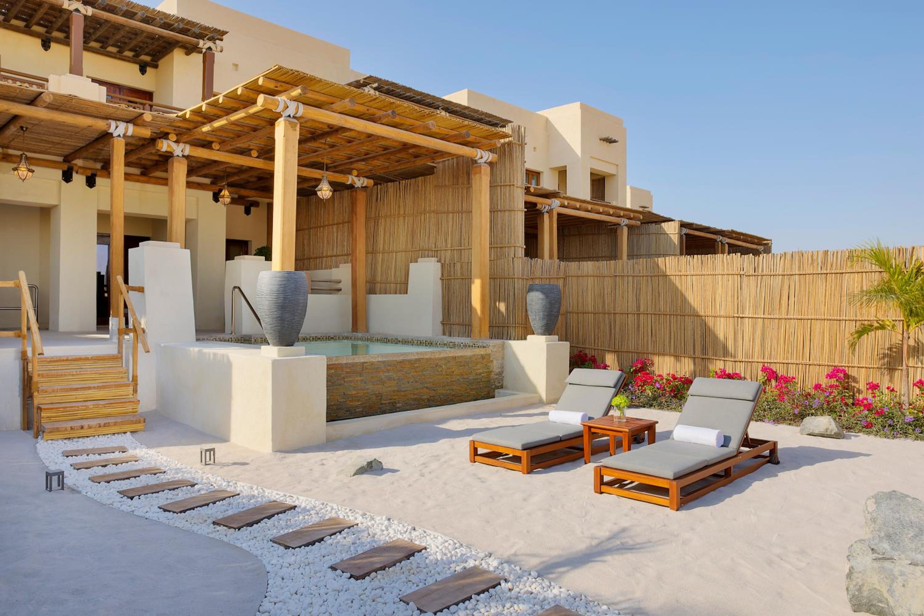 One-Bedroom Suite with Pool photo 3