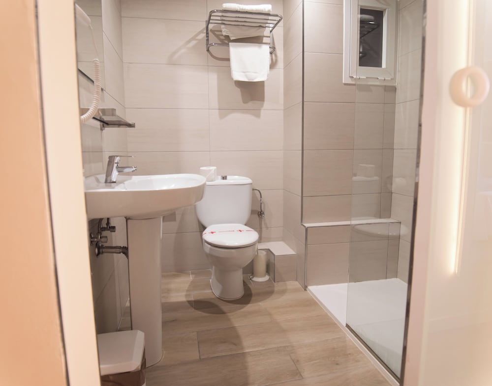 Double Room, Balcony, Garden View (2 adults)