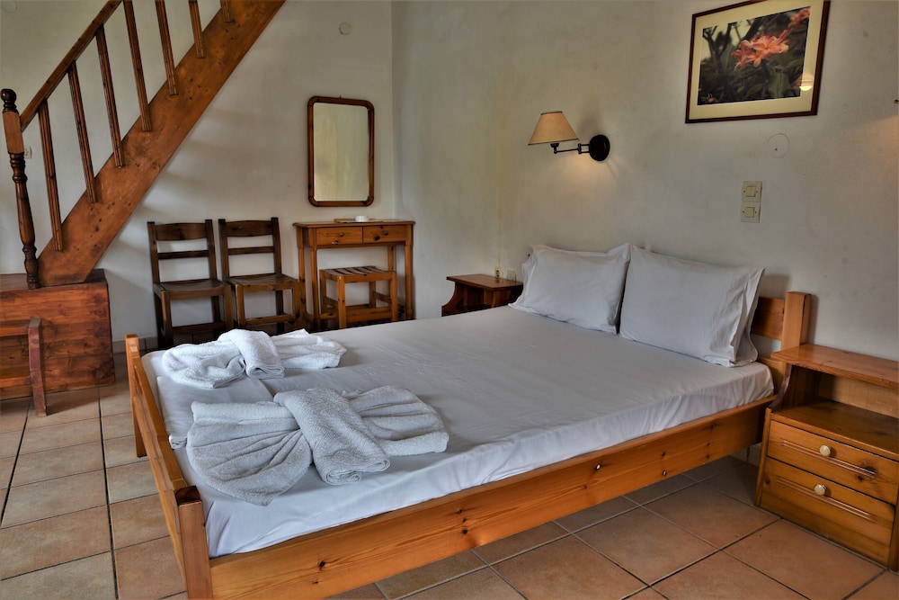 Comfort Apartment, 2 Bedrooms, Garden View