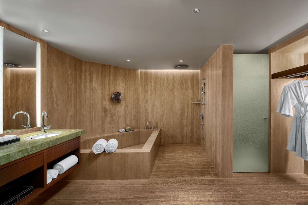 Park, Suite thumbnail 5