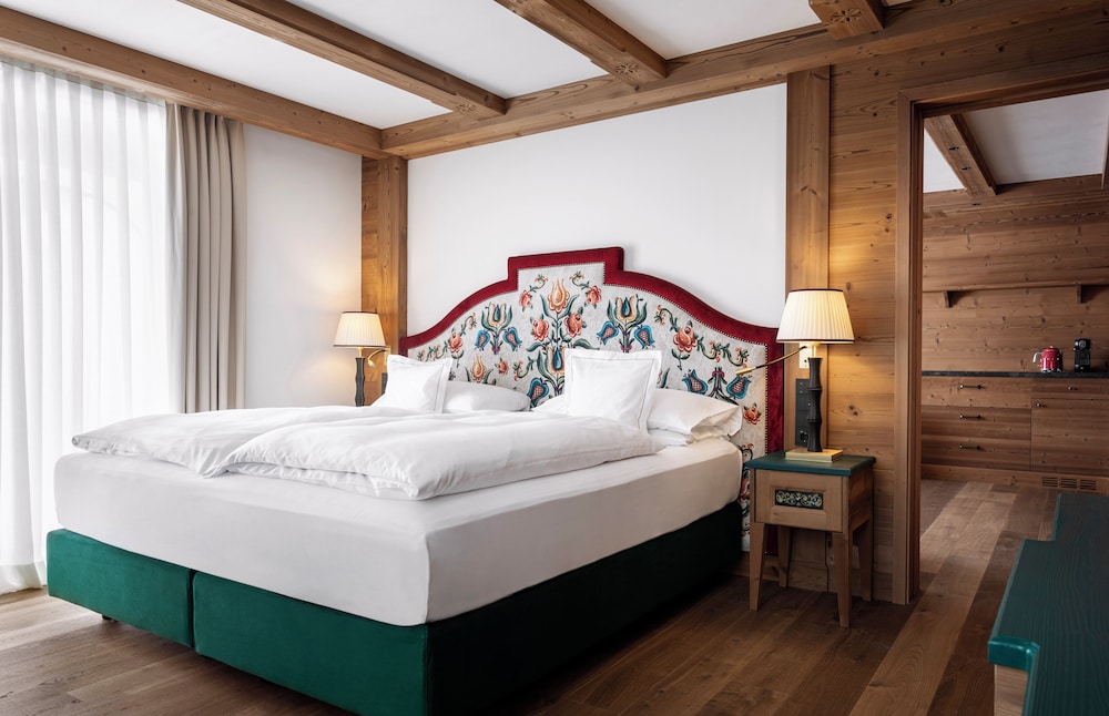 Standard Suite, Multiple Beds - Photo 1
