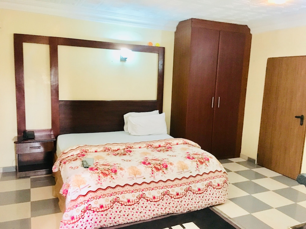 Presidential Suite