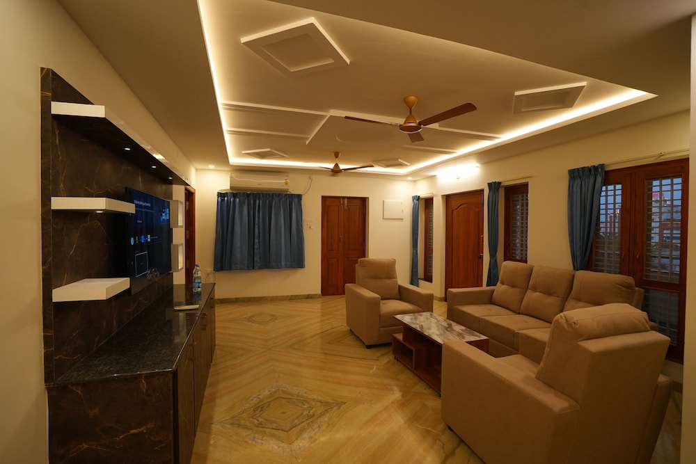 Luxury Apartment photo 1
