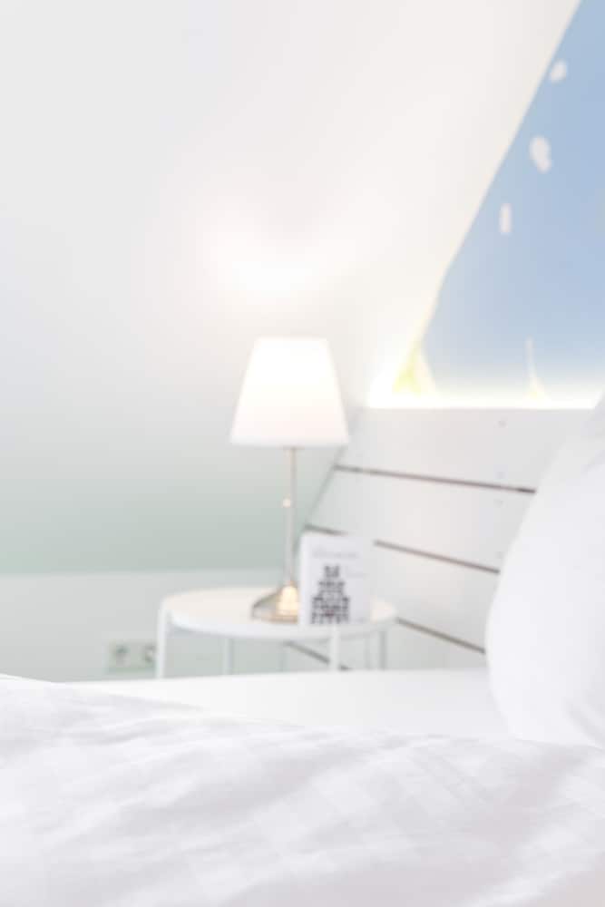 Budget Double Room photo 2