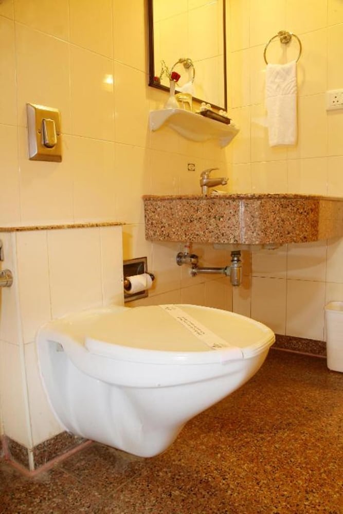 Standard Double Room - Photo 2