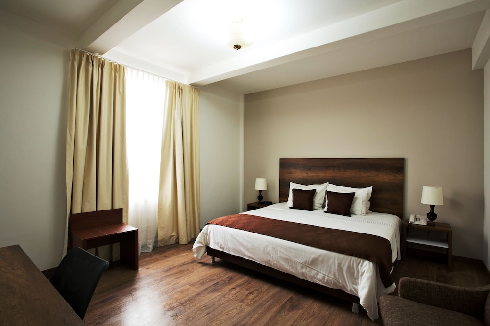 Standard Double Room, Air conditioning - Photo 5