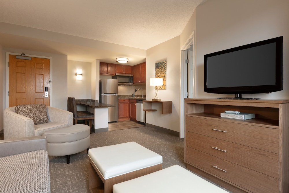 Studio Suite, 1 Queen Bed with Sofa bed, Kitchen - Photo 2