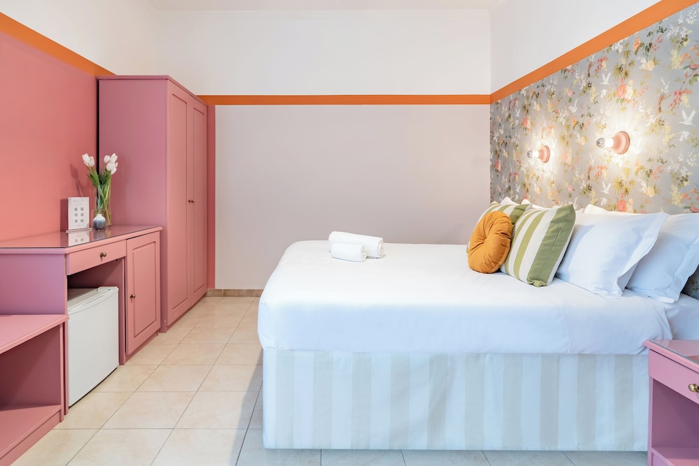 Deluxe Quadruple Room photo 2